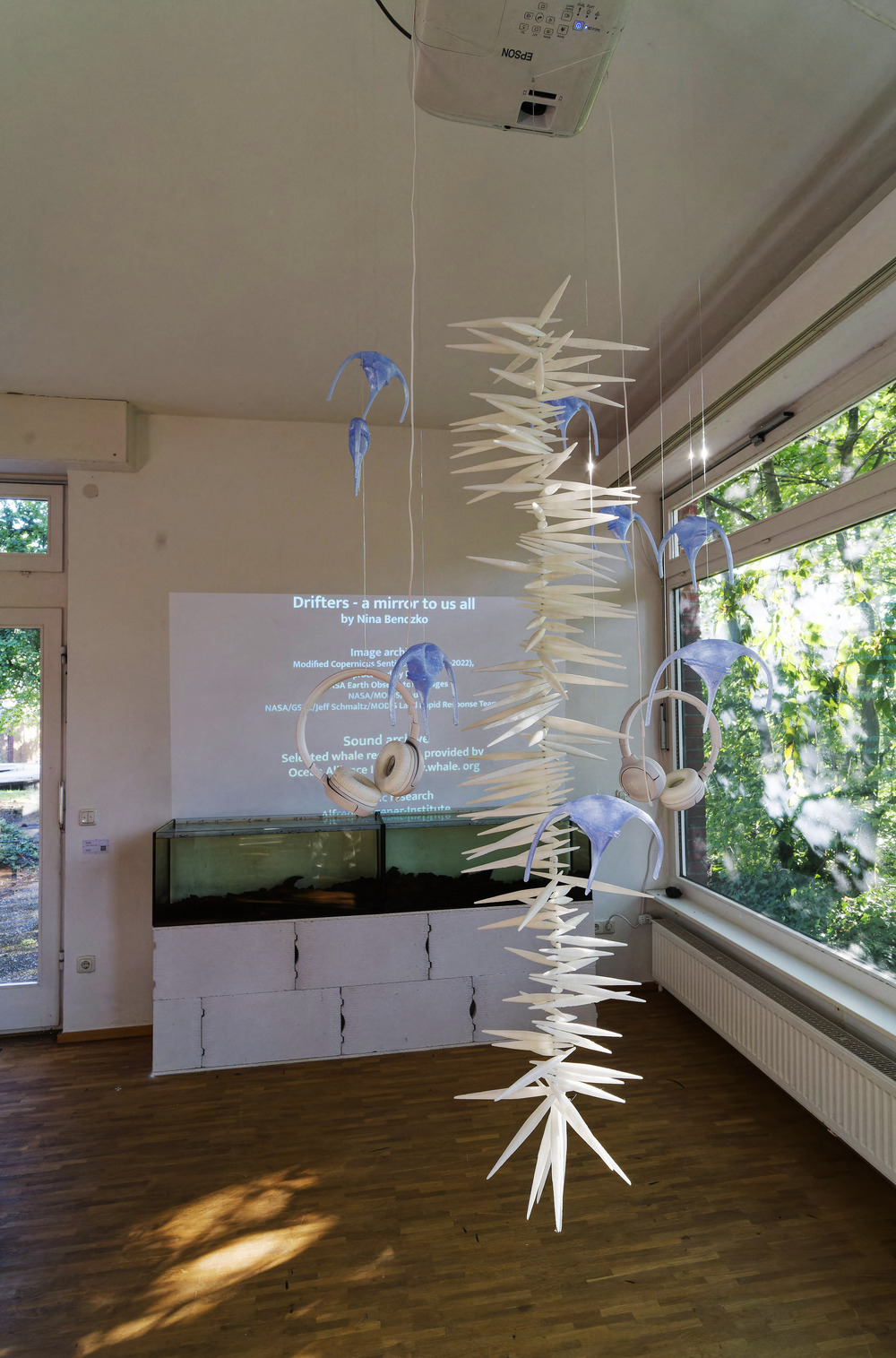 bendzko drifters a mirror to us all goenner 01829 web
